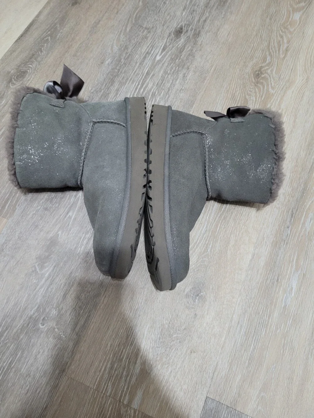UGG Mini Bailey Bow II ankle boots Grey Winter Boots Size 8